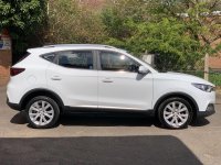 MG ZS